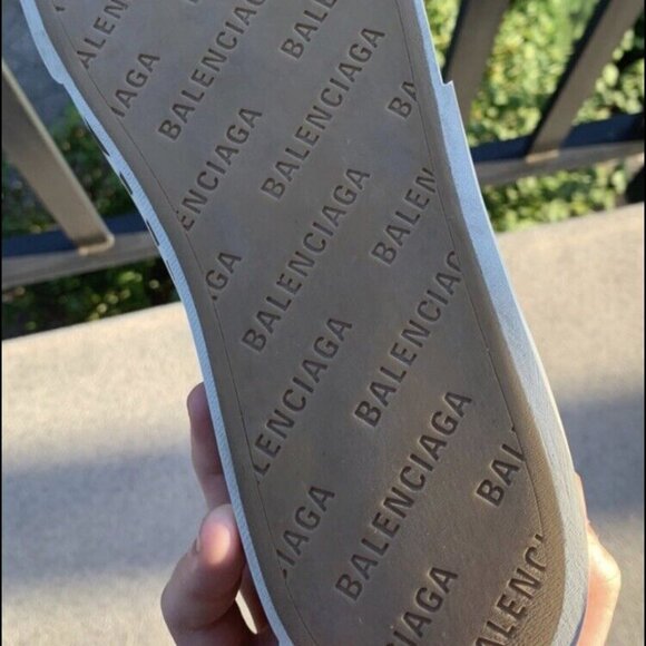 Balenciaga Disstressed Canvas Sport Shoe - Picture 3 of 4